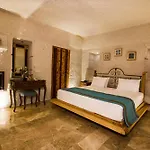 Hotel Imperial Cave & 2*