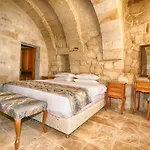 Hotel Imperial Cave & 2*