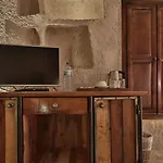 Hotel Imperial Cave & 2*