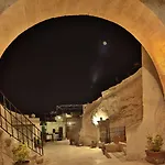 Imperial Cave &
