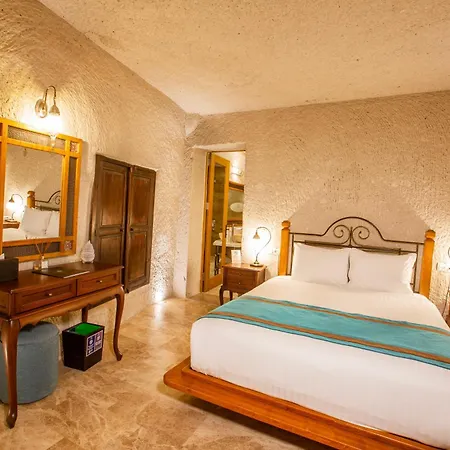 Imperial Cave & 2* 格雷梅