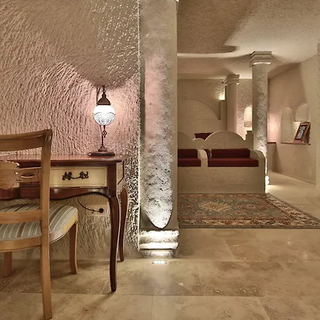 Hotel Imperial Cave & 2*