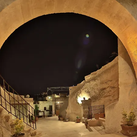 Imperial Cave &