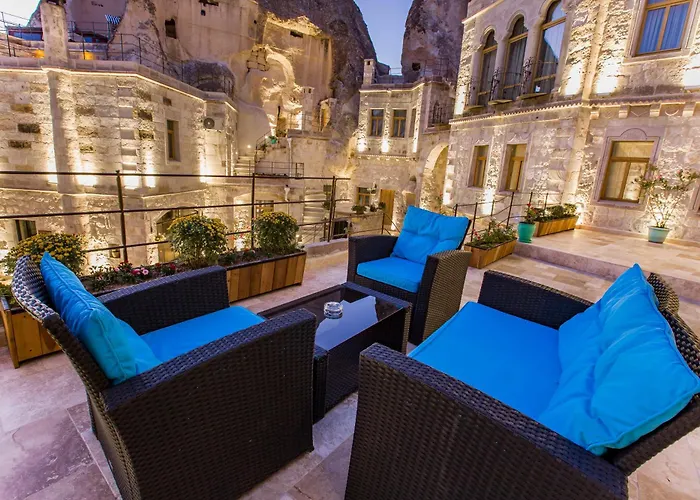 Imperial Cave & Hotel 2*