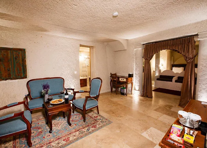 Imperial Cave & Hotel