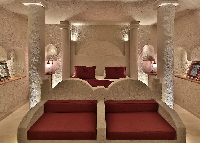 Hotel Imperial Cave & 2*