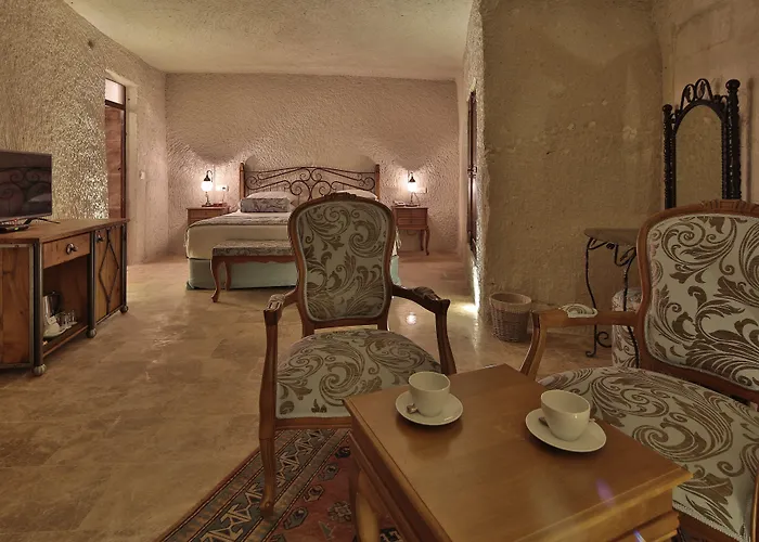 Imperial Cave & Hotel 2*