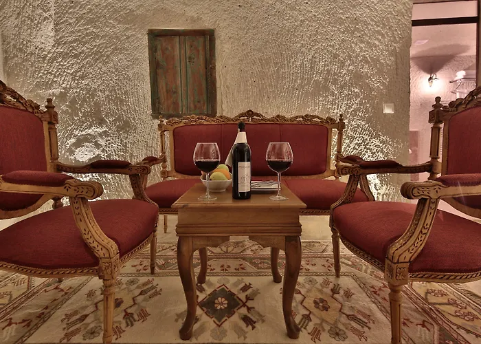 Imperial Cave & Hotel 2*